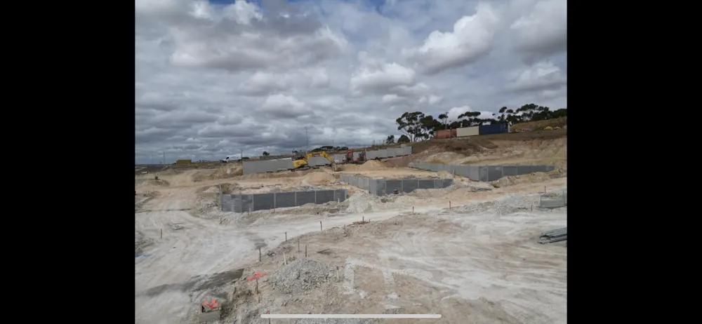 04 – Large-site earthworks (aerial) photo 4