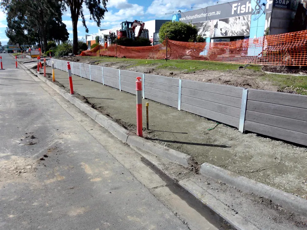 11 – Large/commercial grey wall photo 1